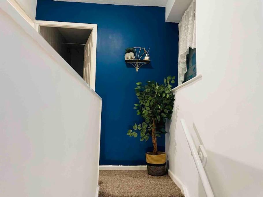 Princess 3 Bedroom House + Offstreet Parking +Wifi Leeds (West Yorkshire) Exterior foto